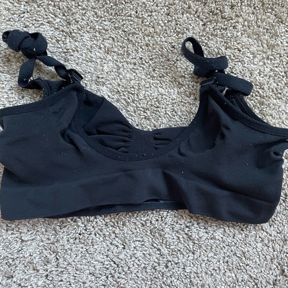 Two Skims Bralettes M/L - Picture 3 of 6